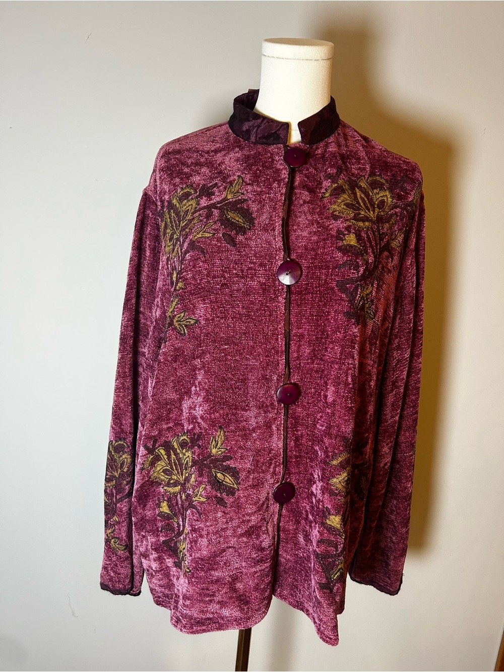 Vintage Flashback Jacket NWT Size M Berry Color